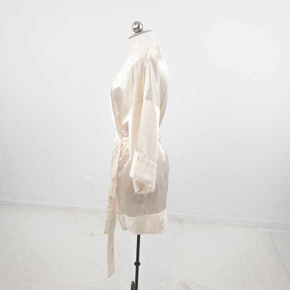 Victoria’s Secret OS Satin Wrap Belted Robe Gown Cream Ivory White Wedding Sexy - Picture 6 of 12